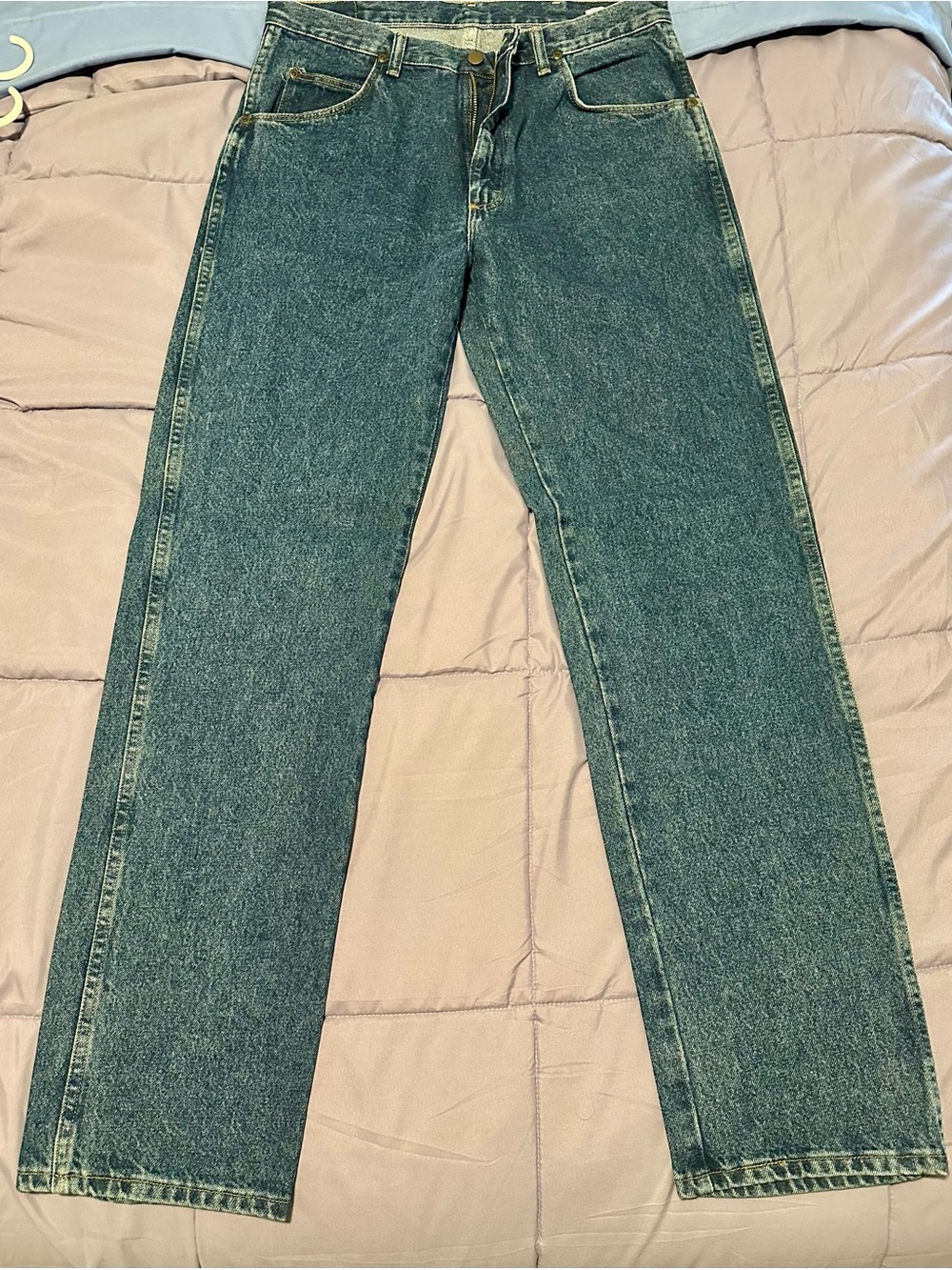 Wrangler Men's Straight-Leg Jeans in Teal Wash